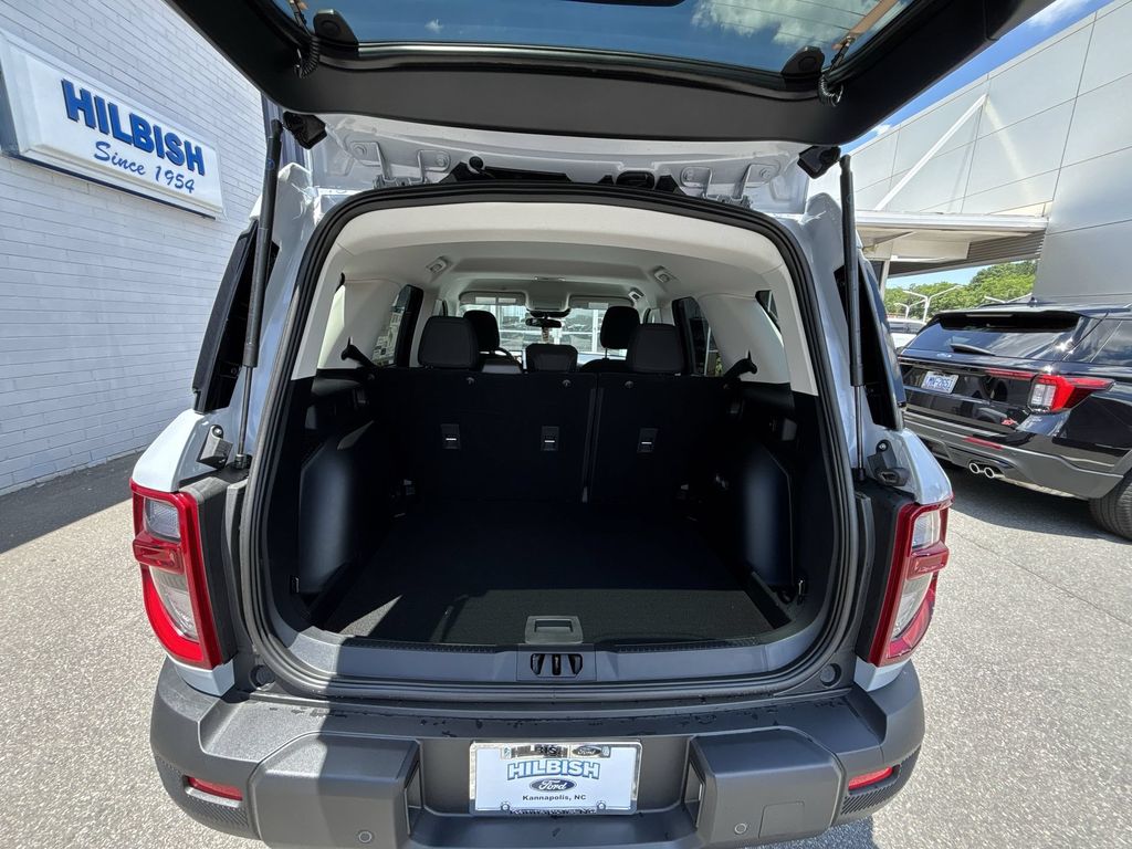 New 2026 Space White Metallic Ford Big Bend® image 21