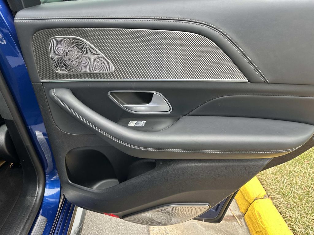 Thumbnail: 2021 Mercedes-Benz GLE - 20