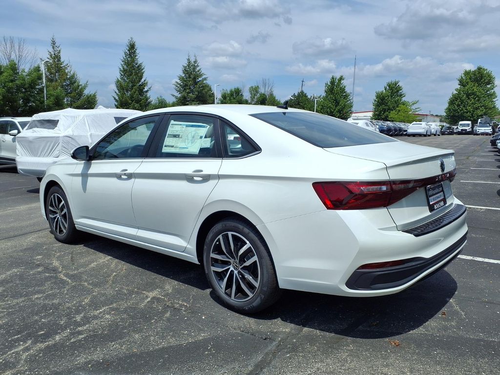 New 2026 Opal White Pearl Volkswagen 1.5T SE image 2