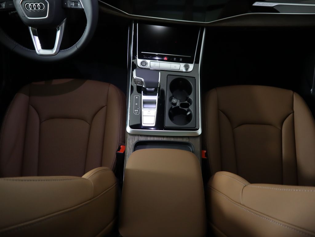 Thumbnail: 2026 Audi Q7 - 18