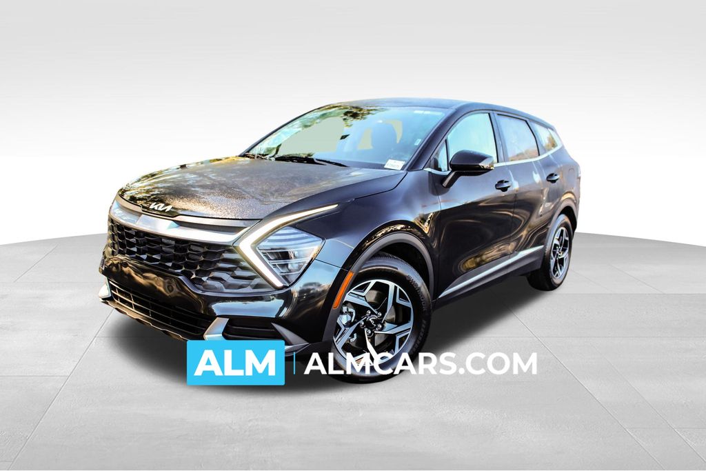 2024 Kia Sportage LX's photo