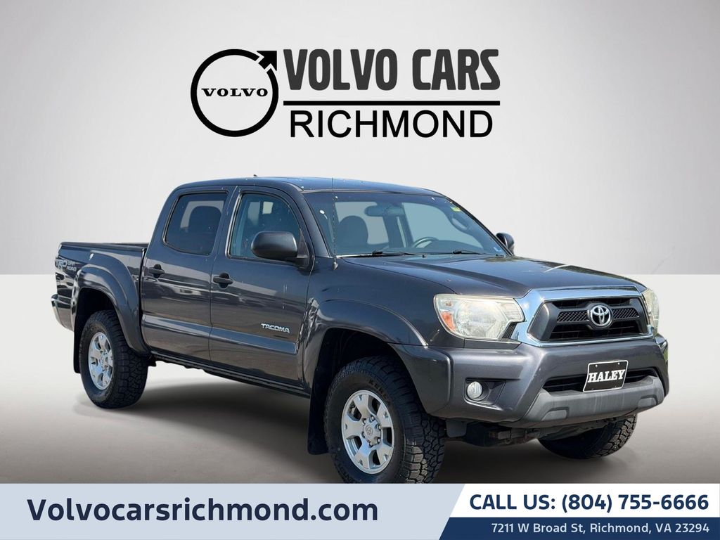 Magnetic Gray Metallic 2015 Toyota Tacoma Pickup Truck Four-Wheel Drive 5-Speed Automatic