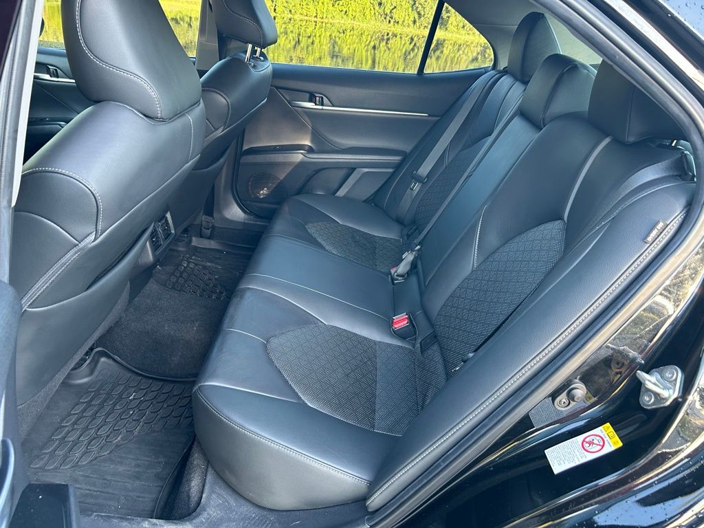 Thumbnail: 2019 Toyota Camry - 13