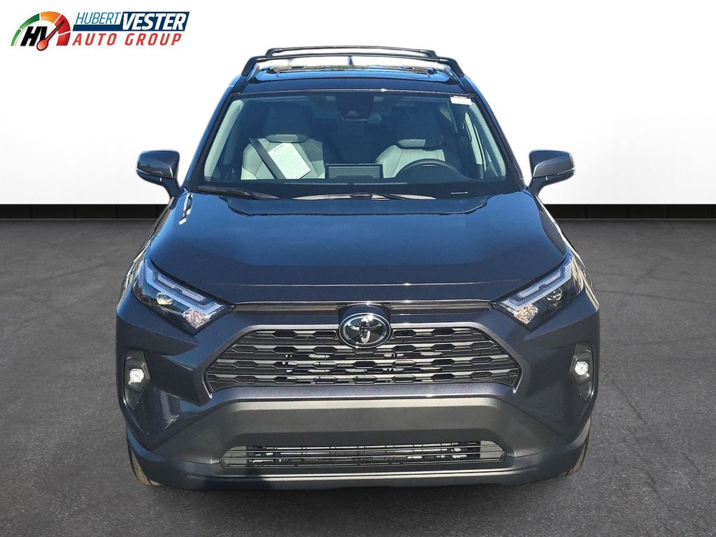 2025 Toyota RAV4 XLE Premium photo 3