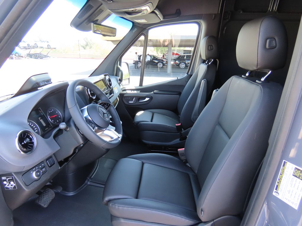 Thumbnail: 2026 Mercedes-Benz Sprinter - 20