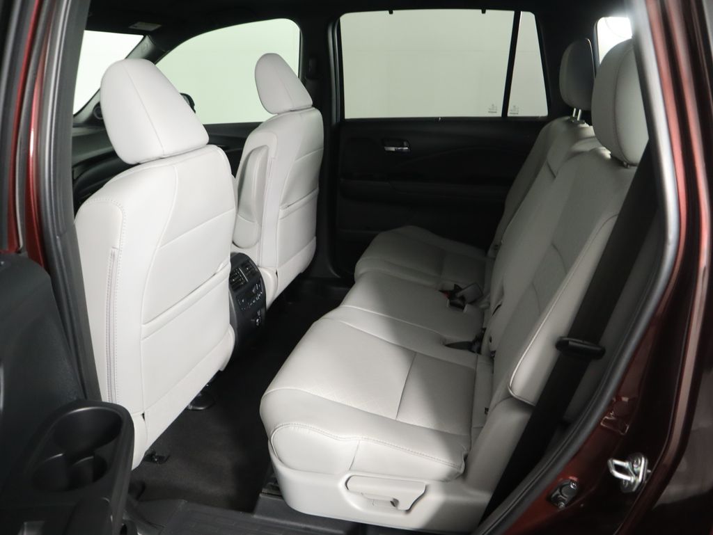 Thumbnail: 2021 Honda Passport - 21