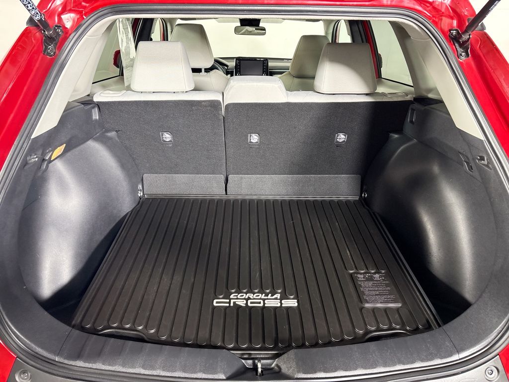 2022 Toyota Corolla Cross LE