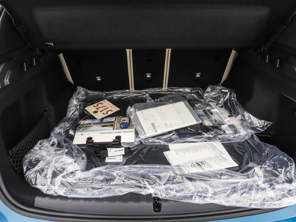 Thumbnail: 2025 BMW X1 - 24