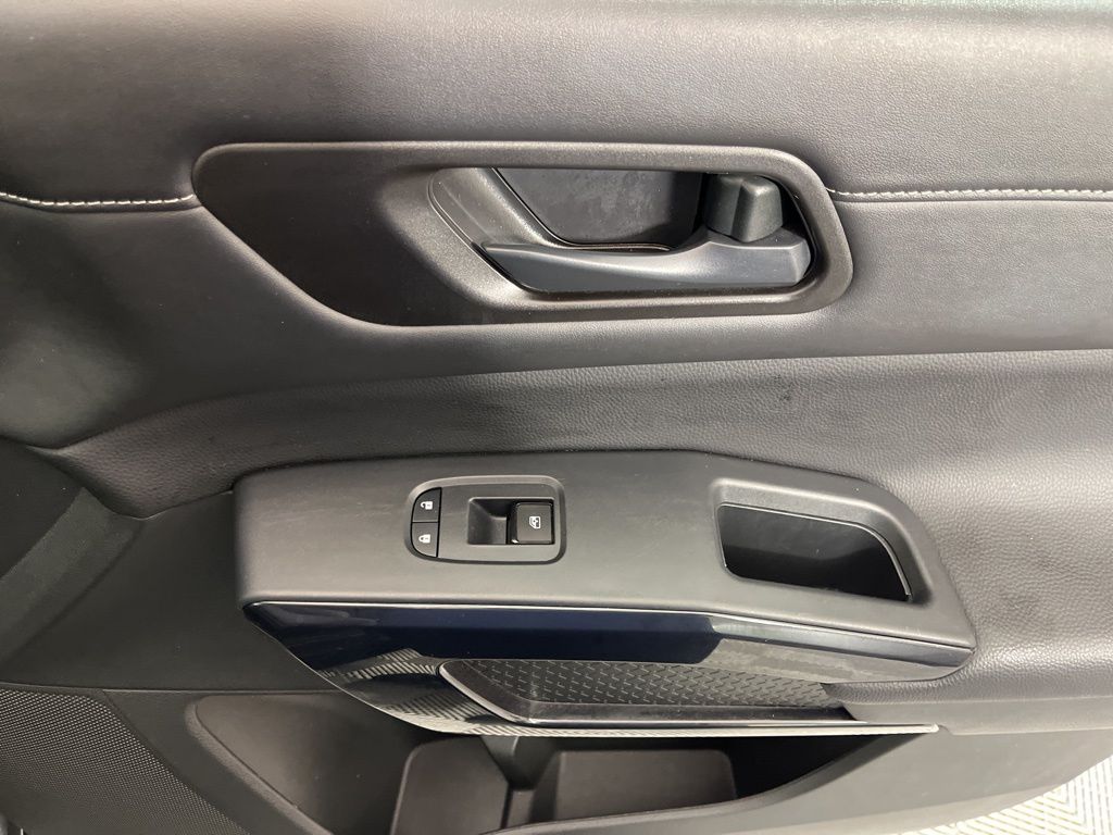 Thumbnail: 2025 Nissan Pathfinder - 23