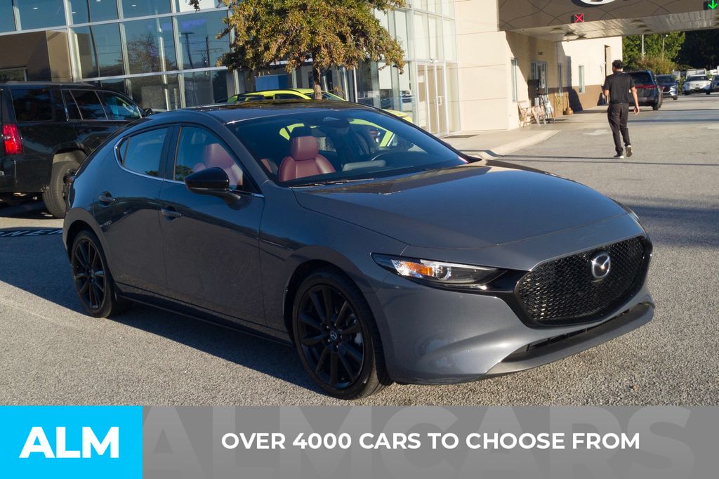 2024 Mazda Mazda3 2.5 s Carbon photo 2