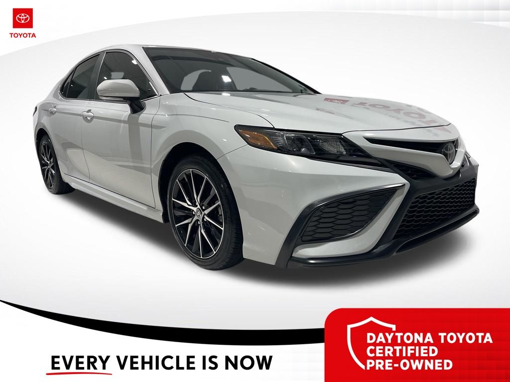 2024 Toyota Camry SE - Photo 1