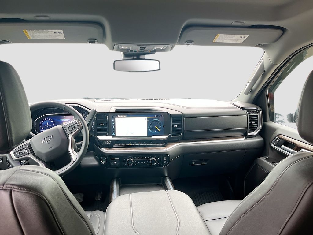 Used 2025 Blue Chevrolet LT image 23