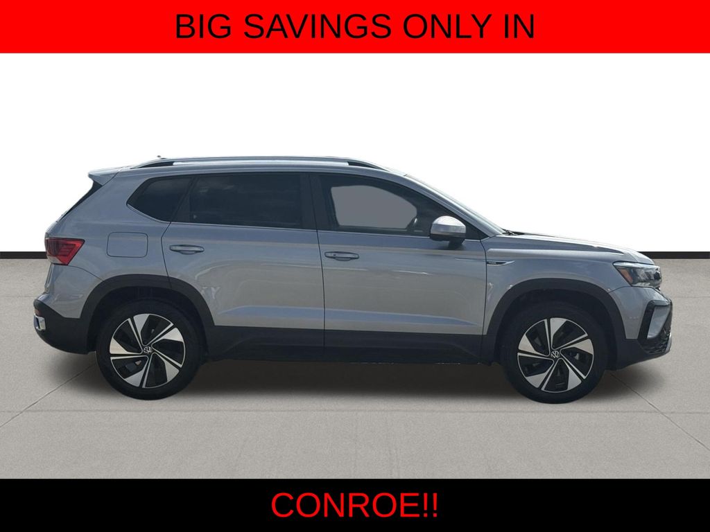 2024 Volkswagen Taos 1.5T SE  at DeMontrond Auto Country