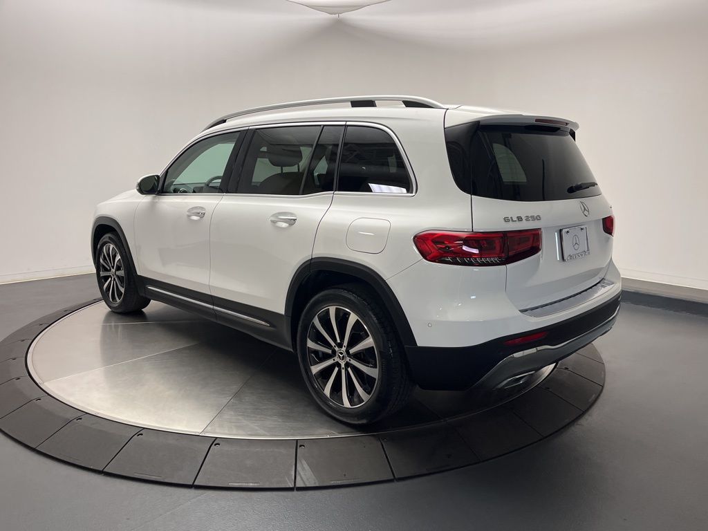 Thumbnail: 2023 Mercedes-Benz GLB - 5