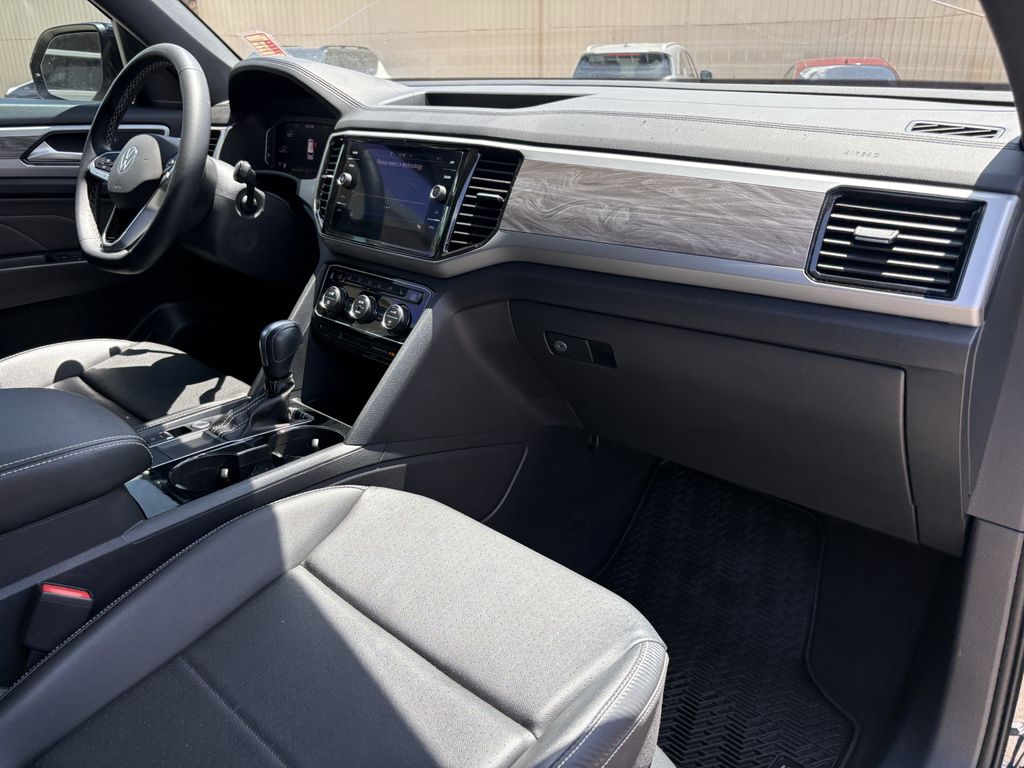 2023 Volkswagen Atlas Cross Sport 2.0T SE w/Technology Black at DeMontrond Auto Country