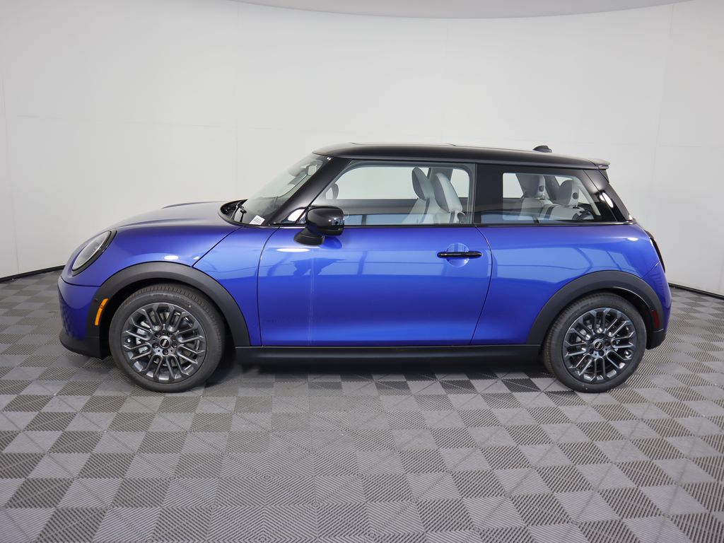 2025 MINI Cooper S 8