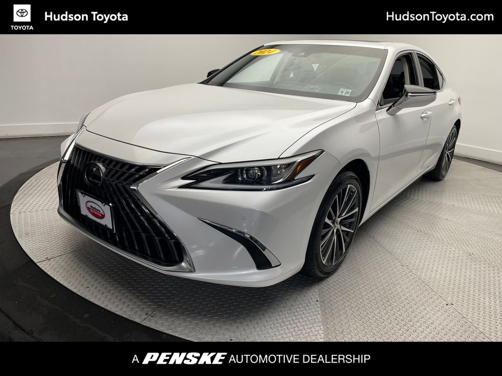 2024 Lexus ES 350 -
                Jersey City, NJ