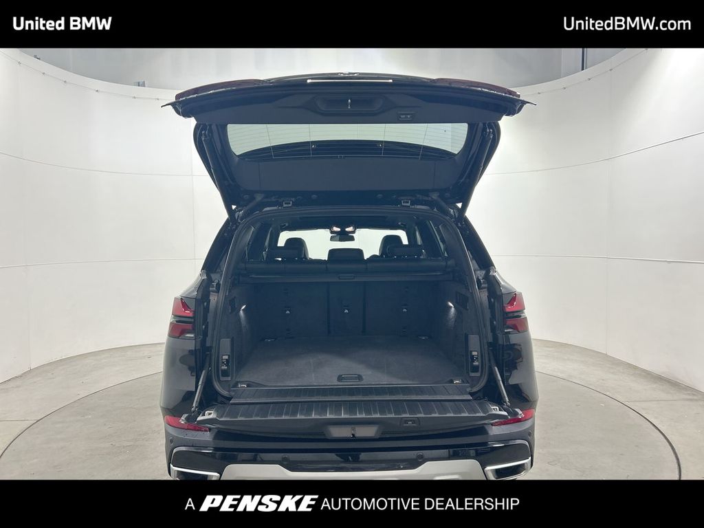 Thumbnail: 2026 BMW X5 - 22