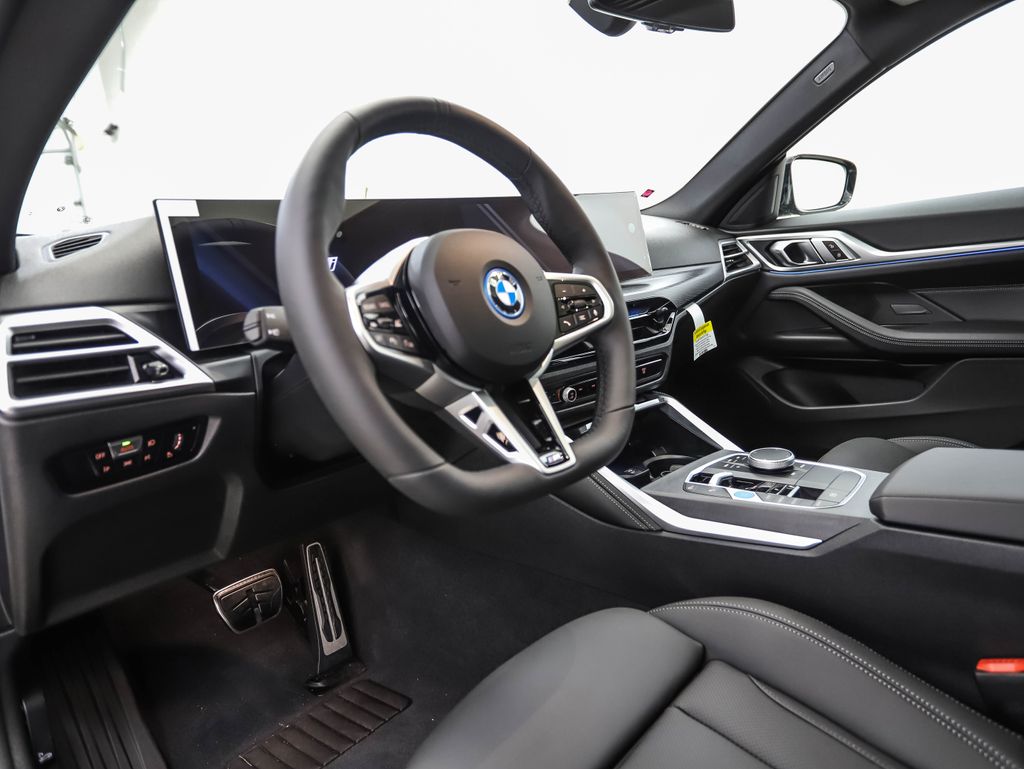 2025 BMW i4 xDrive40 10