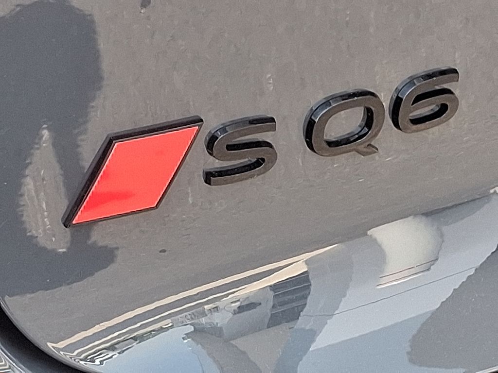 2025 Audi e-tron Premium 21
