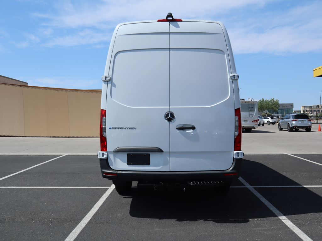 2024 Mercedes-Benz Sprinter 2500 6