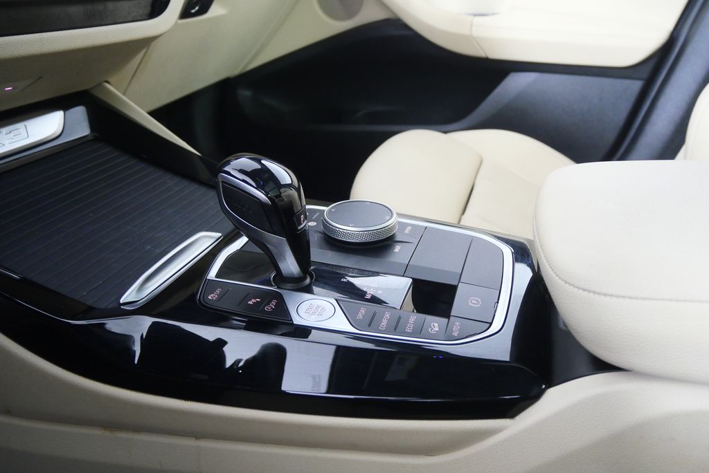 Thumbnail: 2022 BMW X3 - 27