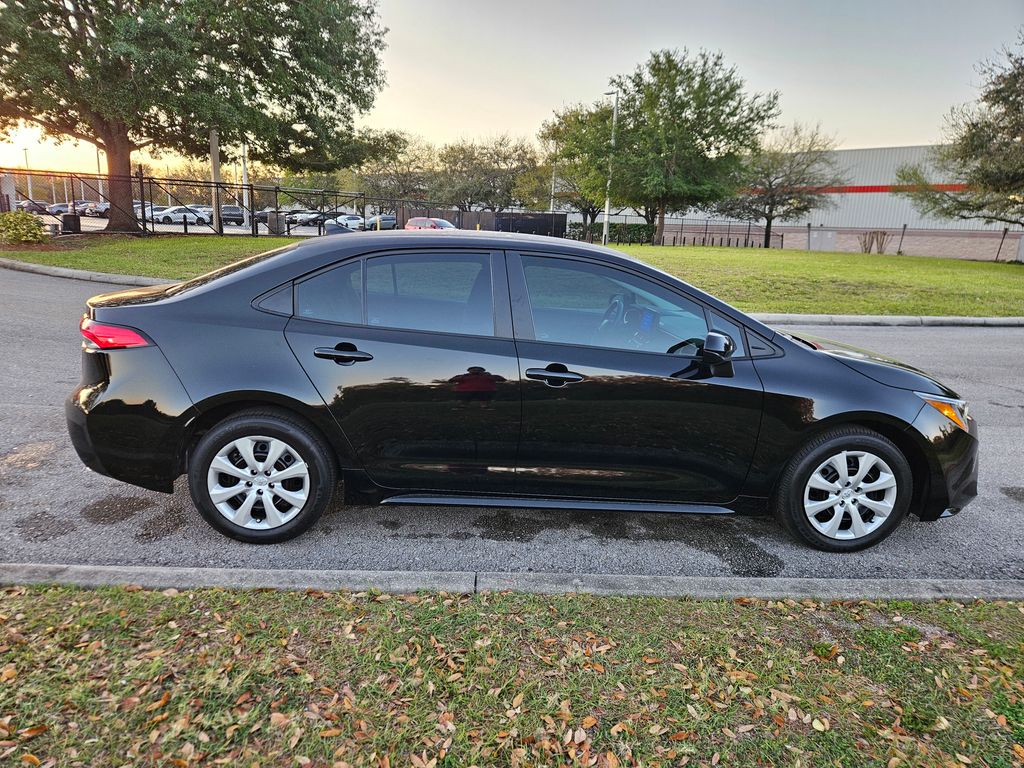 2024 Toyota Corolla LE 6