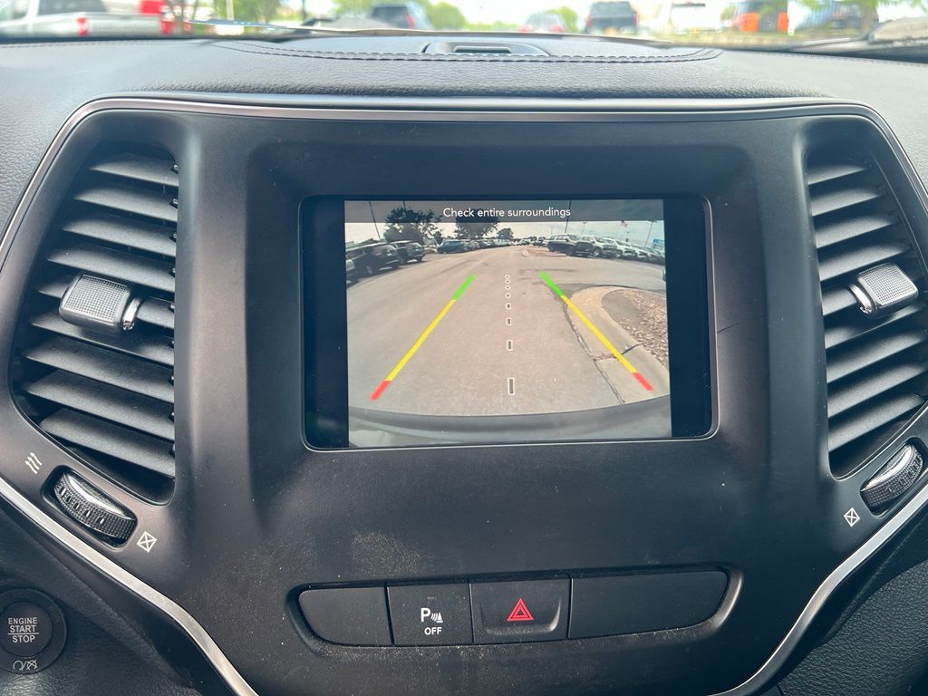 Used 2020 Jeep Cherokee SUV