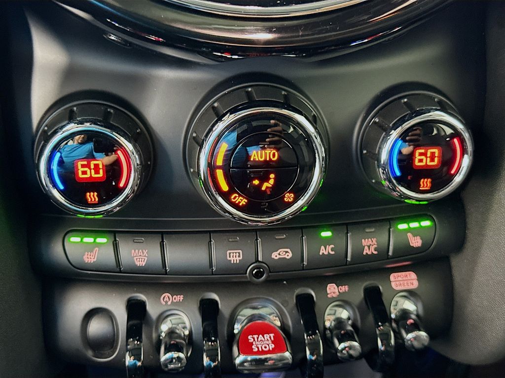 Thumbnail: 2024 MINI Cooper - 16