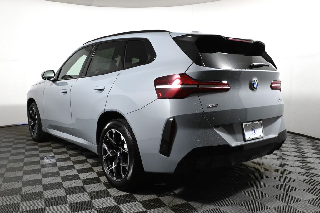 Thumbnail: 2026 BMW X3 - 5
