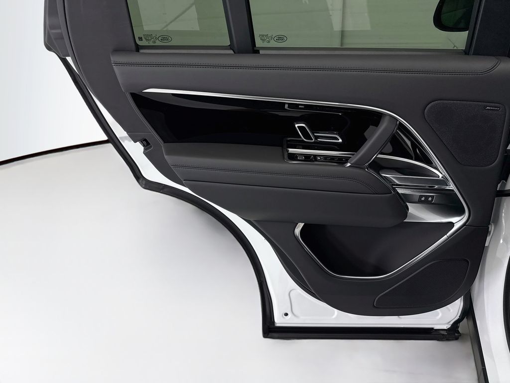 Thumbnail: 2026 Land Rover Range Rover - 24