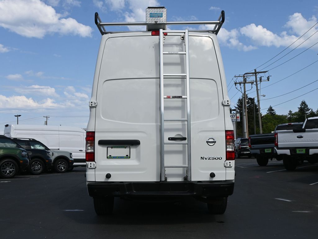 2019 Nissan NV 2500 HD S