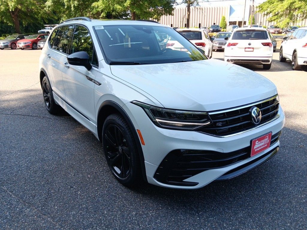 2024 Volkswagen Tiguan 2.0T SE R-Line Black 7