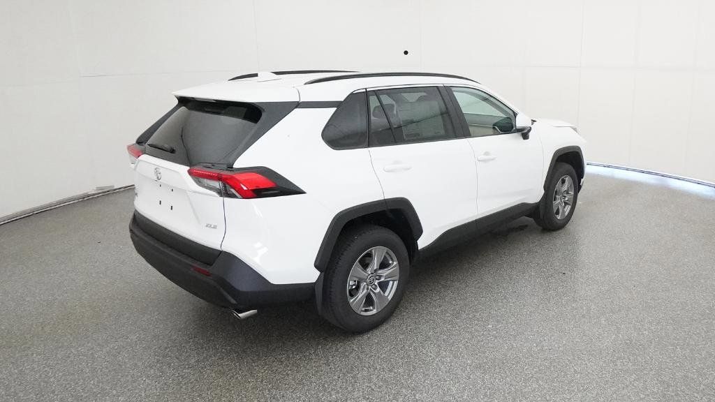 Thumbnail: 2025 Toyota RAV4 - 9
