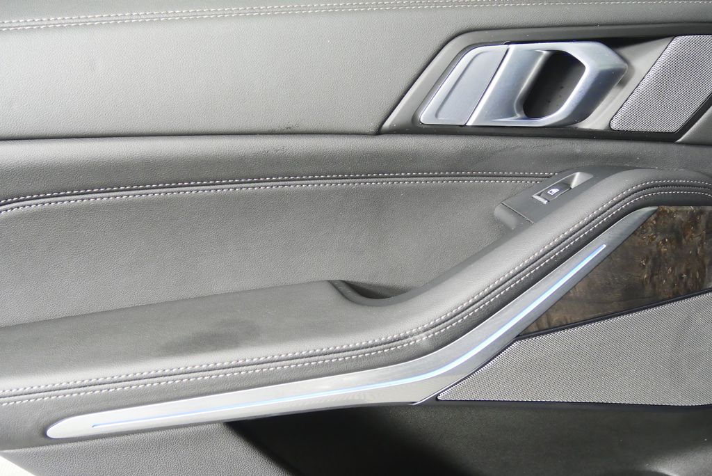 Thumbnail: 2025 BMW X5 - 12