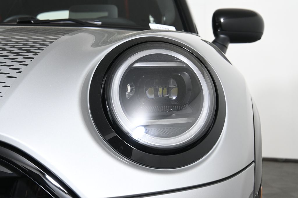 2025 MINI Cooper Hardtop S 10