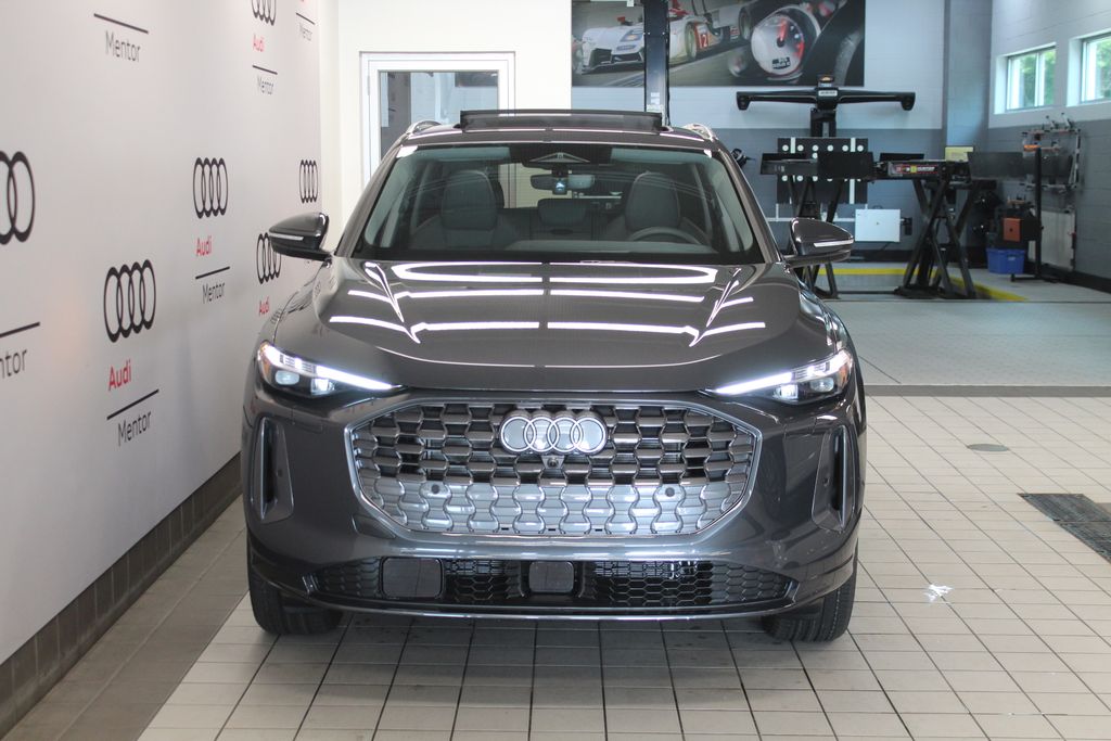 Thumbnail: 2026 Audi Q5 - 9