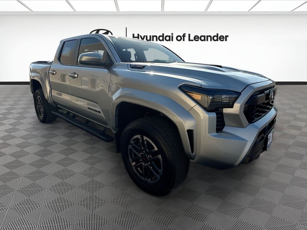 2024 Toyota Tacoma TRD Sport 3