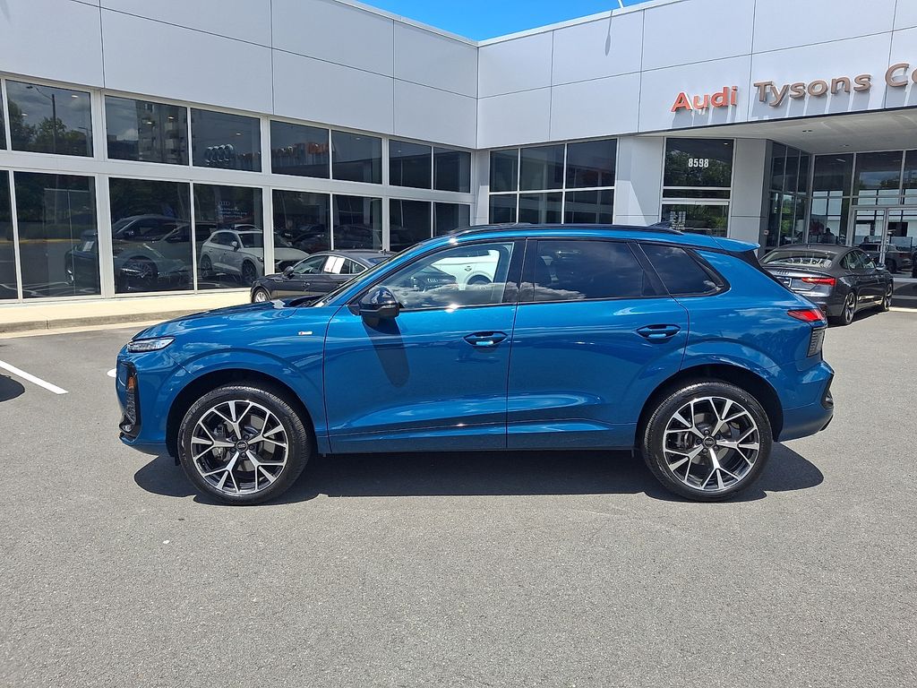 Thumbnail: 2026 Audi Q3 - 7