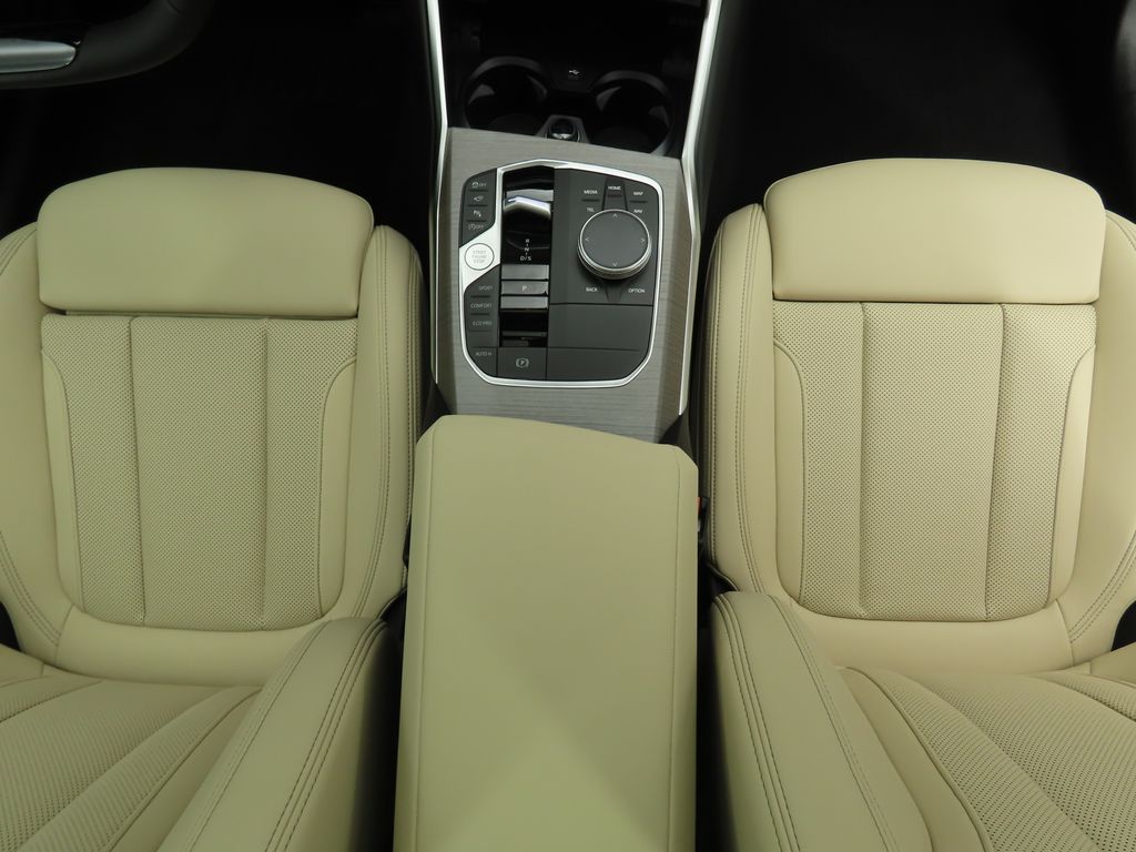 Thumbnail: 2026 BMW 4 Series - 17