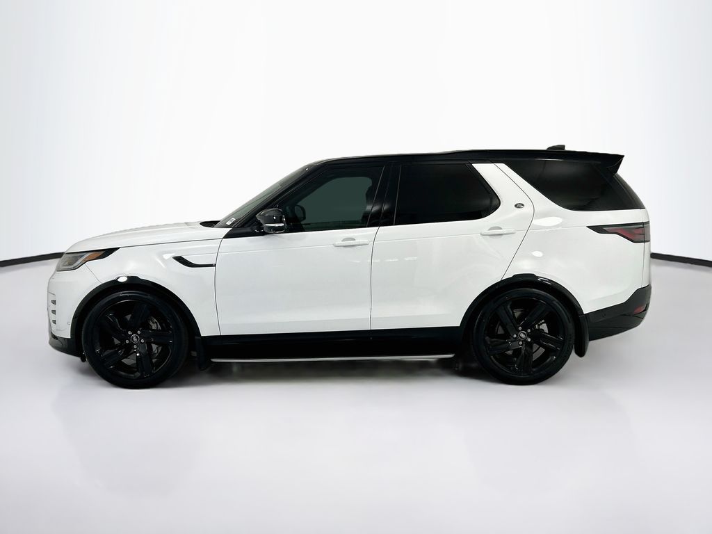 Thumbnail: 2024 Land Rover Discovery - 8