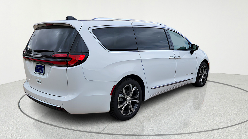 2026 Chrysler Pacifica