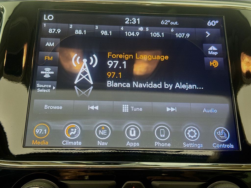 Used Car 2020 Jeep Grand Cherokee  Limited For Sale Under $25,000 In Austin, Texas