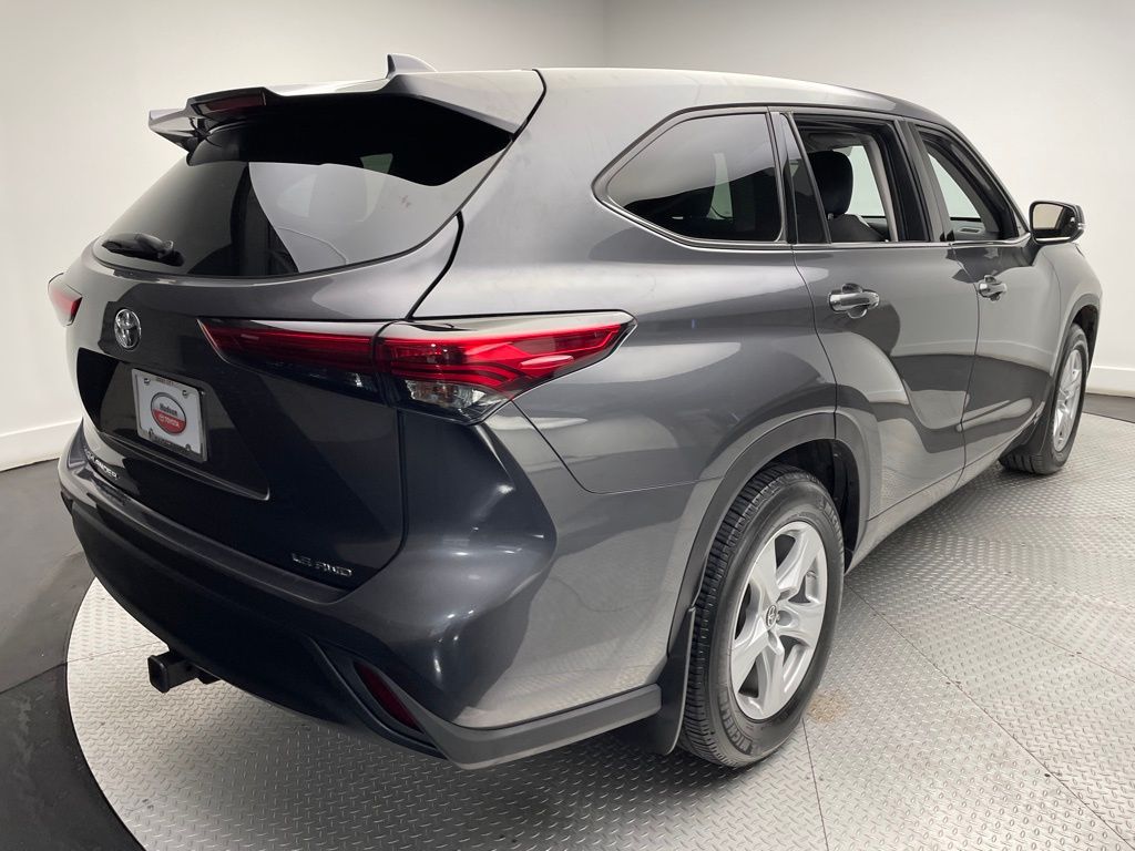 2021 Toyota Highlander LE 5