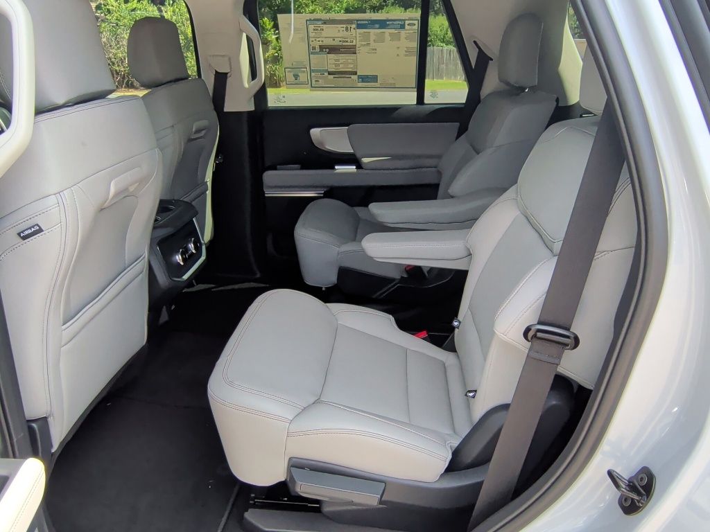 2025 Ford Expedition Active - 9