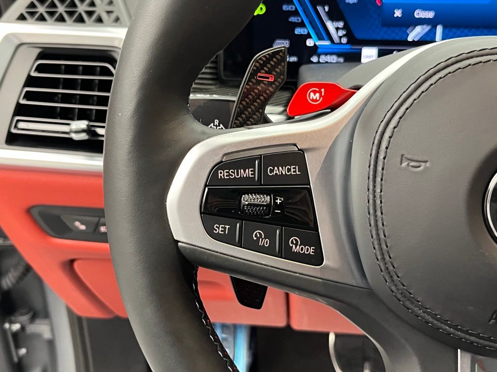 Thumbnail: 2025 BMW X5 - 10