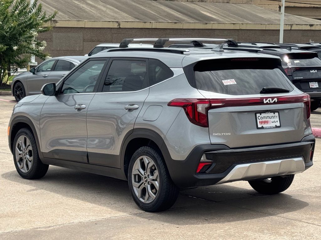 2024 Kia Seltos S Gray at Community Kia