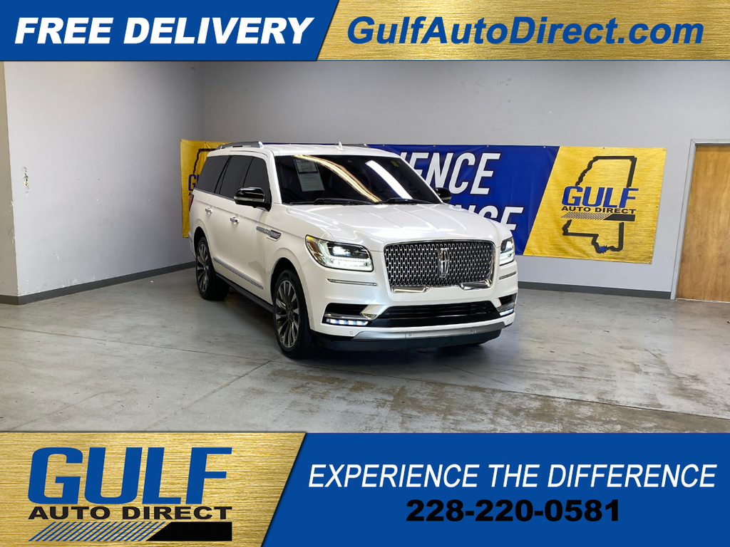 White Platinum Clearcoat Metallic 2018 Lincoln Navigator SUV / Crossover 4X2 Automatic