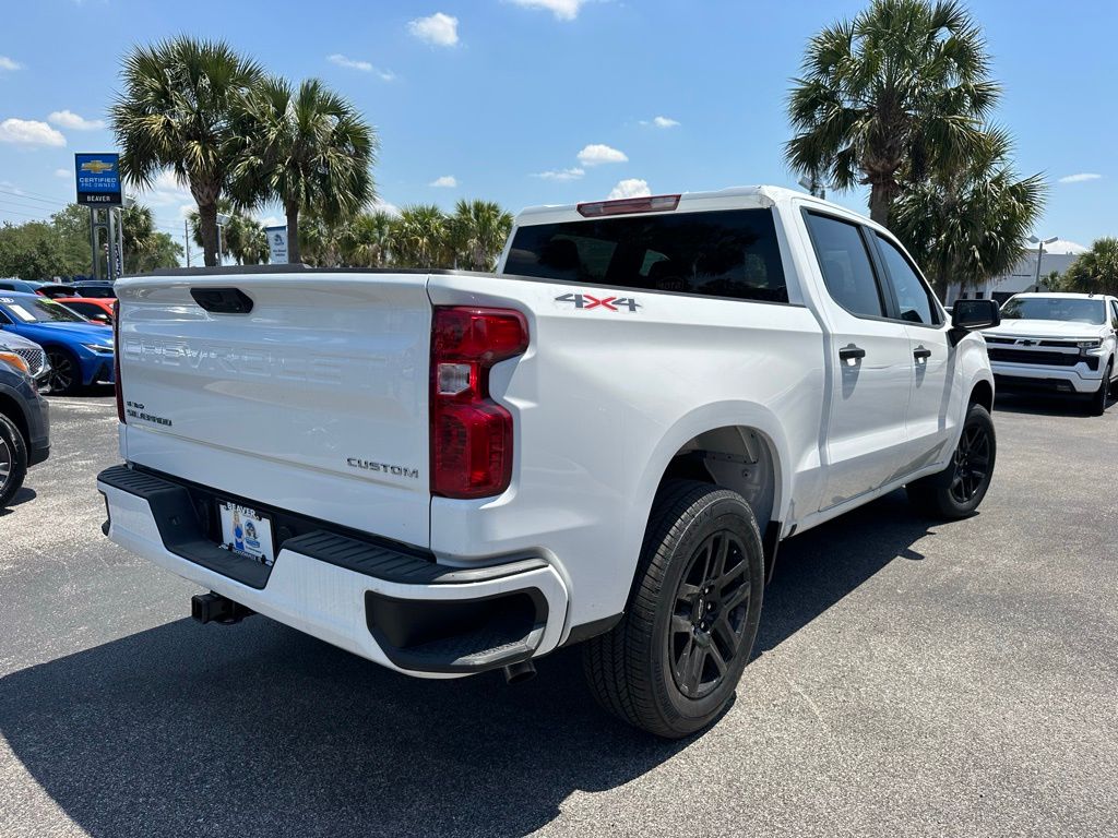 2024 Chevrolet Silverado 1500 Custom 8