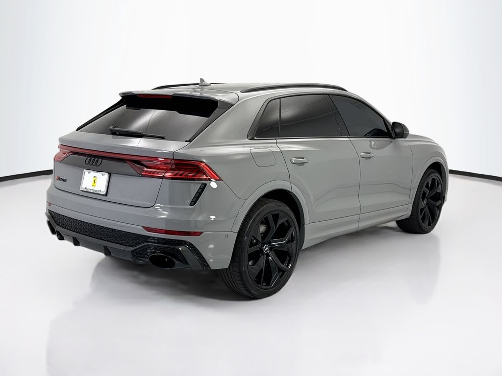 Thumbnail: 2024 Audi RS Q8 - 5